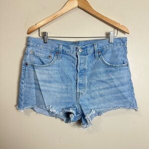 Levi's Size 33 Light Blue Jean Shorts